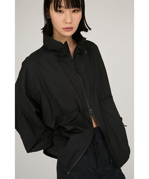 KEEN(キーン)の「【emmi×KEEN】RECYCLE NYLONLIGHT JACKET(ブルゾン・レディース・ブラック・M)」の1枚目の写真