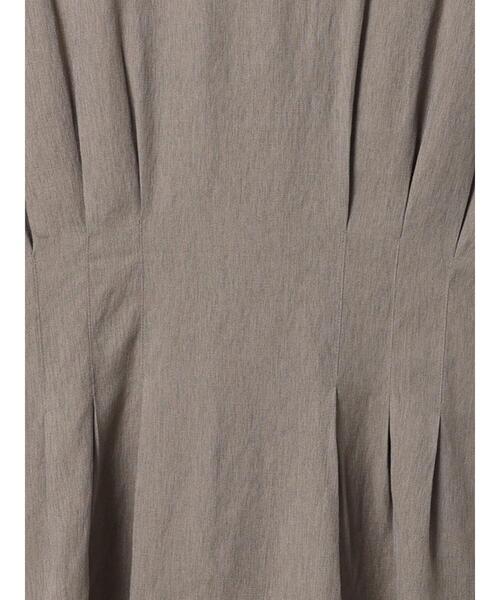 Te chichi TERRASSE（テチチテラス）の「ウエストタックVネックブラウス（シャツ/ブラウス・レディース・モカ/オフホワイト/ブルー・F）」の4枚目の写真