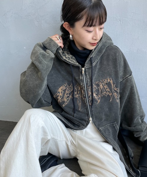 cfierce 猫柄　パーカー　new jeans ヘリン着用 新品現品】cfierce 猫柄 パーカー new jeans ヘリン着用 - メルカリ