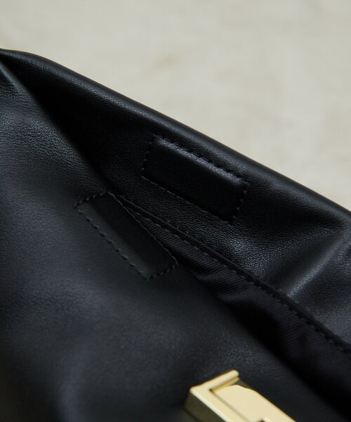 GALLARDAGALANTE(ガリャルダガランテ)の「【PUNTI】グラフトボックスバッグ(ハンドバッグ・レディース・ブラック・FREE)」の13枚目の写真