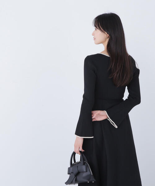 NATURAL BEAUTY BASIC（ナチュラルビューティーベーシック）の「◇バイカラーハートネックニットワンピース（ワンピース・レディース・ベージュ系その他/ブラック系その他/グレー系その他・MEDIUM/P/S）」の8枚目の写真