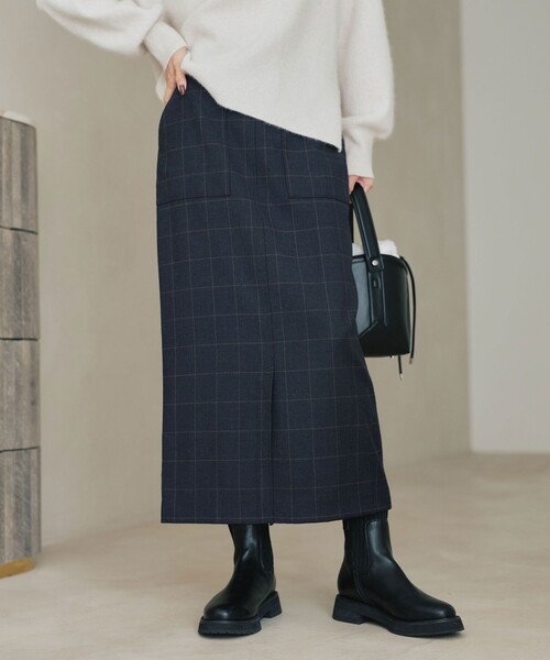 green label relaxing（グリーンレーベルリラクシング）の「［size SHORT/TALLあり］キチントボトムス サキソニー Iライン スリム スカート（スカート・レディース・ブラック/その他1/ベージュ/オフホワイト・TALL/40/38/36/SHORT）」の5枚目の写真