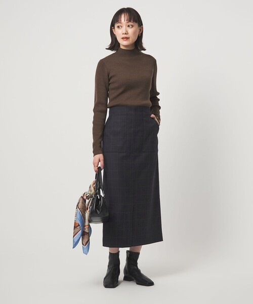 green label relaxing（グリーンレーベルリラクシング）の「［size SHORT/TALLあり］キチントボトムス サキソニー Iライン スリム スカート（スカート・レディース・ブラック/その他1/ベージュ/オフホワイト・TALL/40/38/36/SHORT）」の10枚目の写真