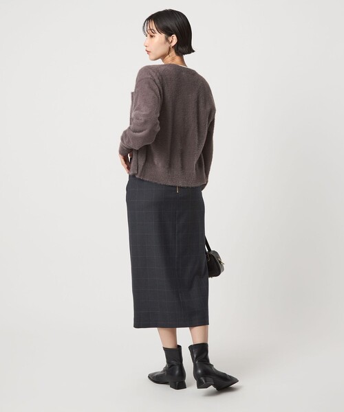 green label relaxing（グリーンレーベルリラクシング）の「［size SHORT/TALLあり］キチントボトムス サキソニー Iライン スリム スカート（スカート・レディース・ブラック/その他1/ベージュ/オフホワイト・TALL/40/38/36/SHORT）」の16枚目の写真