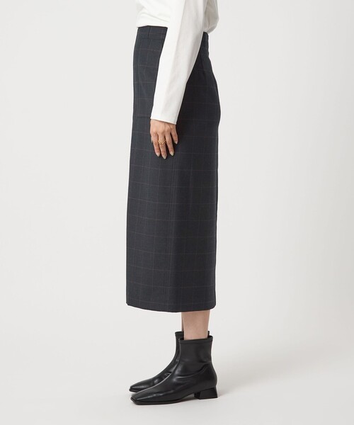 green label relaxing（グリーンレーベルリラクシング）の「［size SHORT/TALLあり］キチントボトムス サキソニー Iライン スリム スカート（スカート・レディース・ブラック/その他1/ベージュ/オフホワイト・TALL/40/38/36/SHORT）」の21枚目の写真