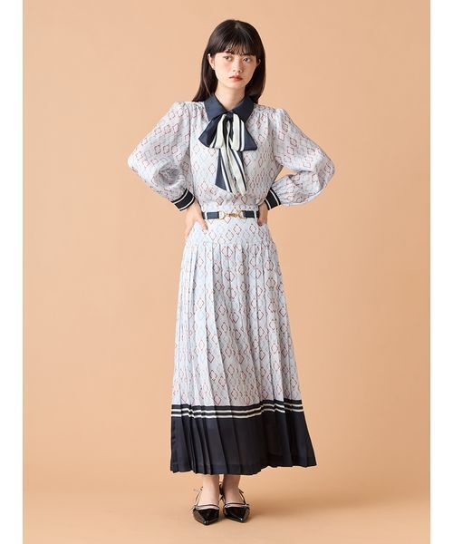 LILYBROWN リリーブラウン クラシカルパターンボウタイブラウス LILY BROWN（リリーブラウン）の「クラシカルパターンボウタイブラウス