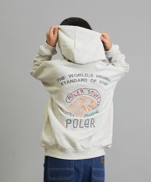 POLeR(ポーラー)の「POLER/ポーラー KIDS STUFF HOOD キッズ パーカー プルオーバー 259MCV0037(パーカー・キッズ・オートミール/チャコール・160cm/150cm/140cm/130cm)」の6枚目の写真