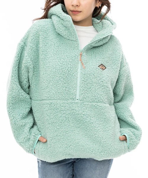 BILLABONG(ビラボン)の「【BILLABONG/ビラボン】24AW FURBOA HALF ZIP/ドローコード付きモコモコファー・ボアハーフジップブルゾン(ブルゾン・レディース・グリーン/ホワイト/ブラウン・MEDIUM)」の3枚目の写真