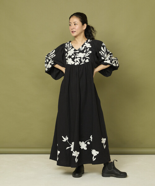 セール】Freada/フリーダ インド 花刺繍 モノトーン ワンピース/ヘビー