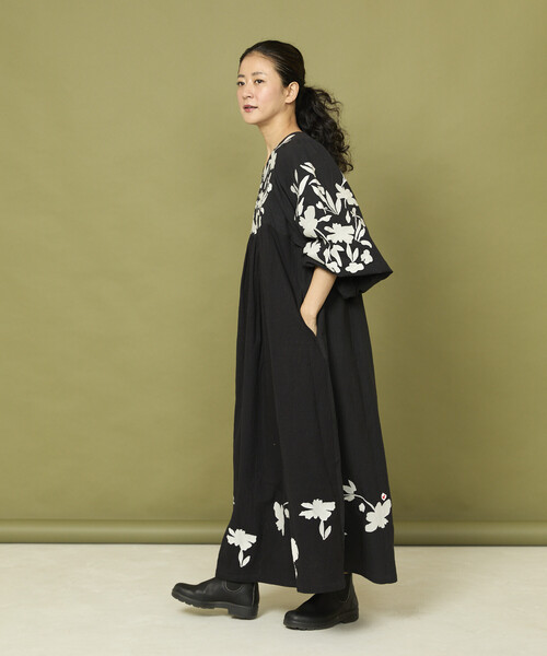 セール】Freada/フリーダ インド 花刺繍 モノトーン ワンピース/ヘビー