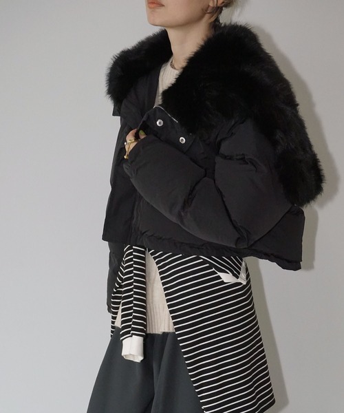 chuclla（チュクラ）の「フード変形ファーカラー ショートダウン chw25a065（ダウンジャケット/コート・レディース・ブラック/ライトグリーン・FREE）」の14枚目の写真