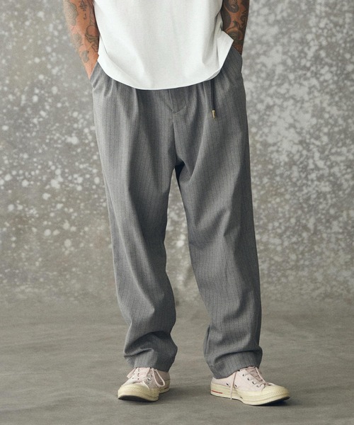 THEOREM(セオレム)の「mp14228- Routine TR Stripe Pants ピンストライプスラックス パンツ(TRM25-P024A)(スラックス・メンズ・ブラック系その他/ネイビー系/グレー系その他・S/M/L/XL)」の3枚目の写真