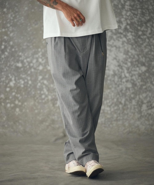 THEOREM(セオレム)の「mp14228- Routine TR Stripe Pants ピンストライプスラックス パンツ(TRM25-P024A)(スラックス・メンズ・ブラック系その他/ネイビー系/グレー系その他・S/M/L/XL)」の4枚目の写真