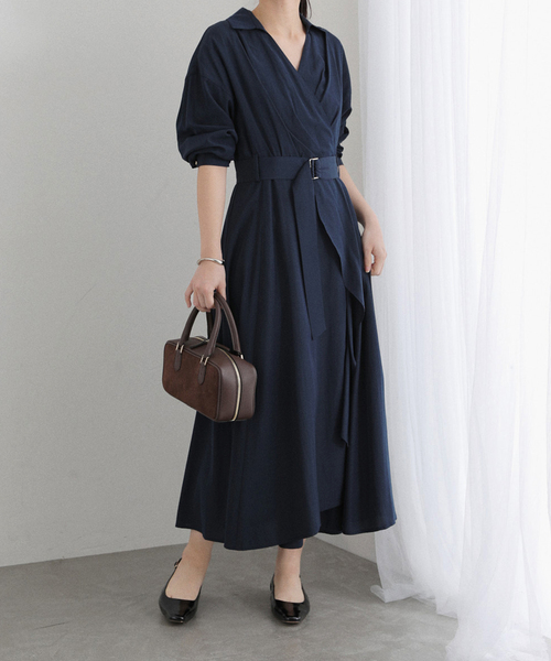 La TOTALITE（ラトータリテ）の「【洗える】カシュクールシャツワンピース（ワンピース・レディース・ネイビー/バーガンディー・38/36）」の5枚目の写真