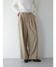 Brown&Street（ブラウンアンドストリート）の「エフォートレスワイドパンツ（スラックス）」