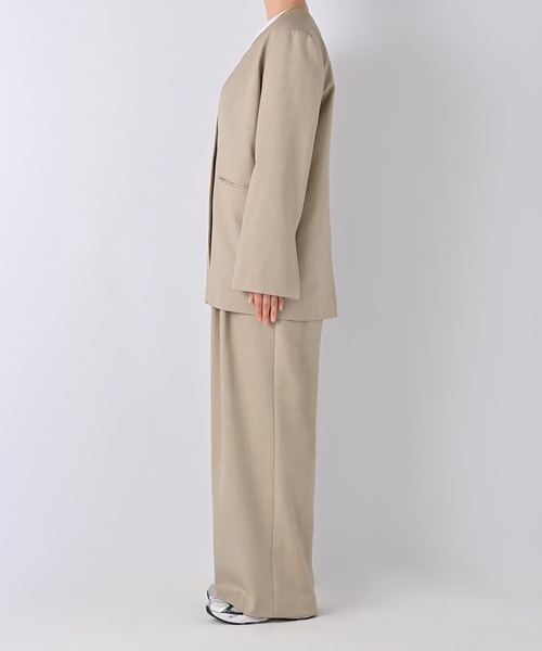 Brown&Street(ブラウンアンドストリート)の「エフォートレスワイドパンツ(スラックス・レディース・ダークネイビー/サンドベージュ・L~LL)」の9枚目の写真