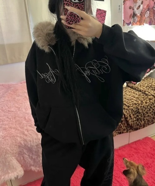 セール】裏起毛ファーフードフロントロゴジップパーカー/ファー付き