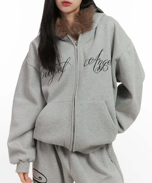 セール】裏起毛ファーフードフロントロゴジップパーカー/ファー付き