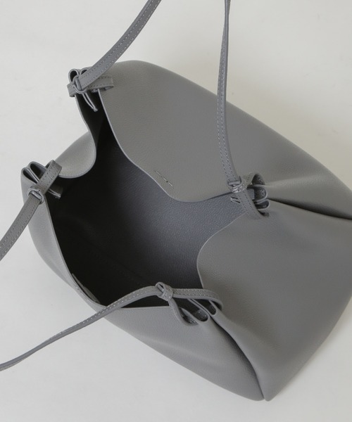 YAHKI(ヤーキ)の「YAHKI/SHRINK SOFT W FACE トートバッグ(トートバッグ・レディース・ブラック/グレー・FREE)」の9枚目の写真