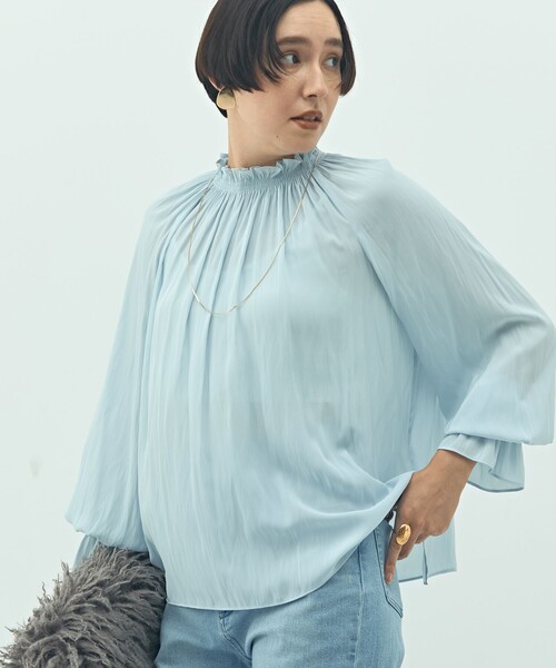 NOLLEY’S（ノーリーズ）の「ウォッシャブル2WAY割繊衿フリルブラウス（シャツ/ブラウス・レディース・オフホワイト/クリーム/サックスブルー/ネイビー・38）」の4枚目の写真