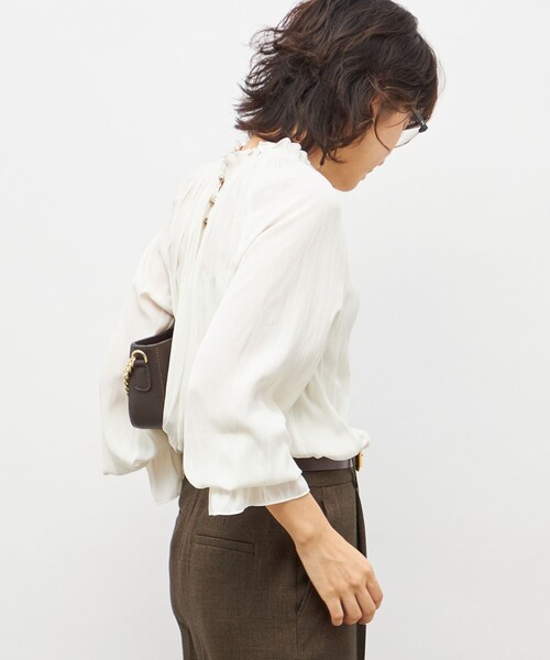 NOLLEY’S（ノーリーズ）の「ウォッシャブル2WAY割繊衿フリルブラウス（シャツ/ブラウス・レディース・オフホワイト/クリーム/サックスブルー/ネイビー・38）」の18枚目の写真