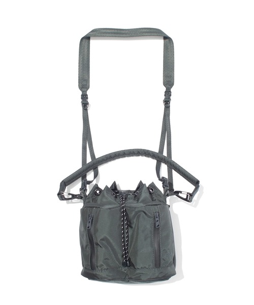 F/CE. (エフシーイー)の「F/CE./エフシーイー 420 re/cor TACTICAL 2WAY DRAWSTRING 4L(ショルダーバッグ・メンズ・ブラック/グレー・FREE)」の10枚目の写真