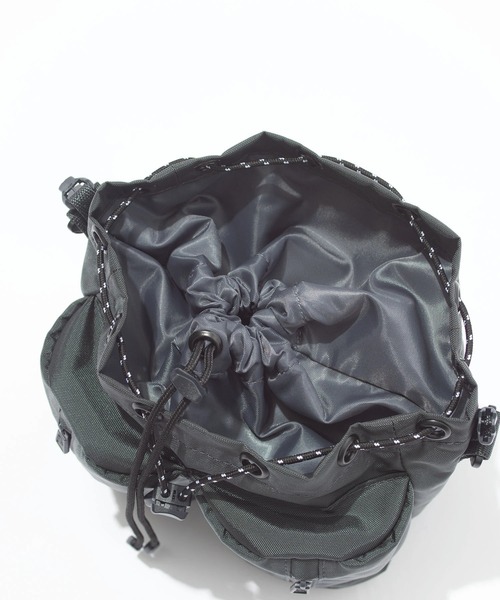 F/CE. (エフシーイー)の「F/CE./エフシーイー 420 re/cor TACTICAL 2WAY DRAWSTRING 4L(ショルダーバッグ・メンズ・ブラック/グレー・FREE)」の18枚目の写真