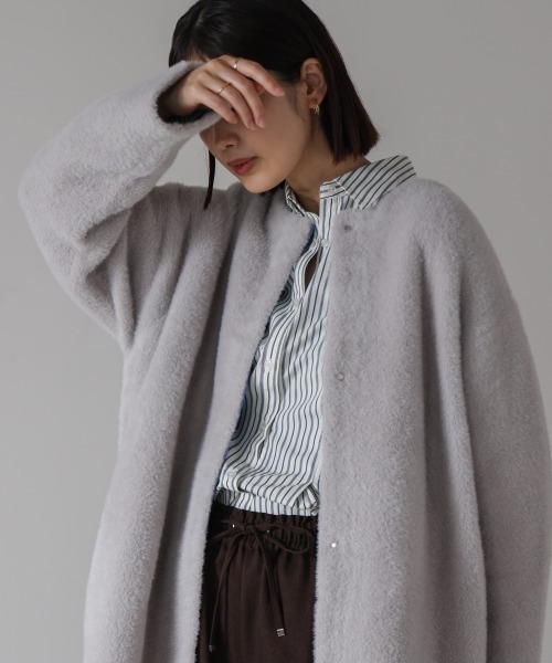 Bou Jeloud（ブージュルード）の「シャギーニットコーディガン（ノーカラーコート・レディース・グレー/チャコールグレー・FREE）」の8枚目の写真
