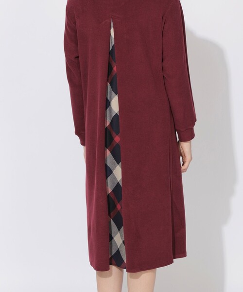 CB CRESTBRIDGE（シービークレストブリッジ）の「【Meシリーズ】バックチェック切替タートルワンピース（ワンピース・レディース・ブラック/レッド系その他4/ホワイト系その他・S/M）」の20枚目の写真