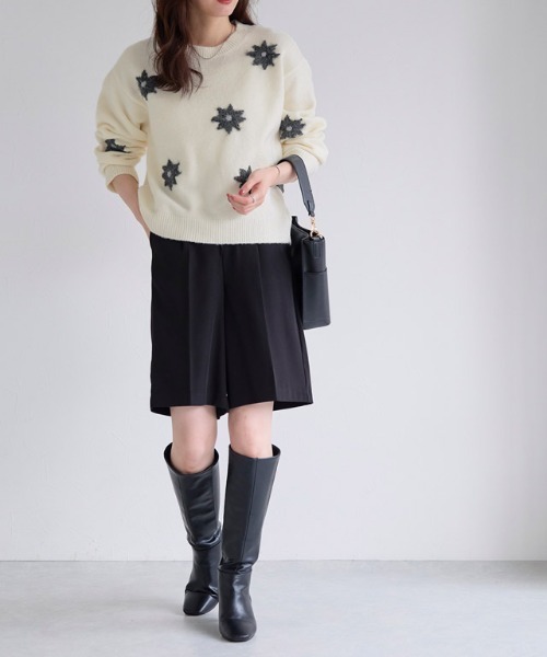 Pierrot(ピエロ)の「フラワー刺繍ニット(ニット/セーター・レディース・チャコール/アイボリー・M)」の17枚目の写真