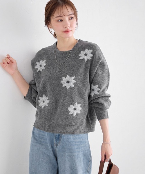 Pierrot(ピエロ)の「フラワー刺繍ニット(ニット/セーター・レディース・チャコール/アイボリー・M)」の19枚目の写真