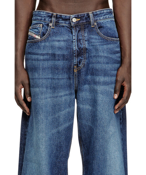DIESEL（ディーゼル）の「メンズ オーバーサイズデニムパンツ D-RISE L.30（デニムパンツ・メンズ・インディゴブルー・26inch/34inch/32inch/30inch/28inch/36inch）」の3枚目の写真