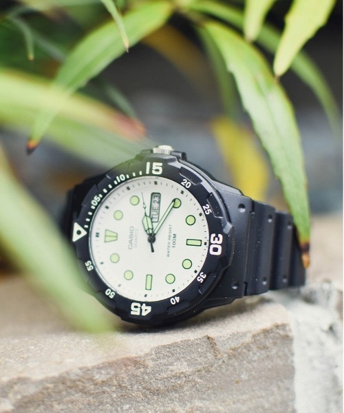 CASIO(カシオ)の「【RES】【CASIO(カシオ)】ダイバーアナログ 腕時計(アナログ腕時計・メンズ・イエロー/ブラック/ホワイト/ホワイト系その他2/ネイビー/ブラック系その他3/ライトグリーン/ブラック系その他/ブルー系その他・FREE)」の2枚目の写真