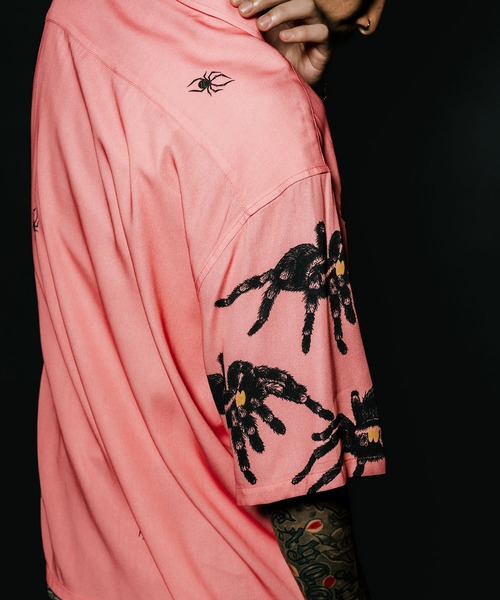 Subciety（サブサエティ）の「Tarantula shirt（シャツ/ブラウス・メンズ・ミント/ホワイト/ピンク・SMALL/MEDIUM/LARGE/X-LARGE）」の17枚目の写真