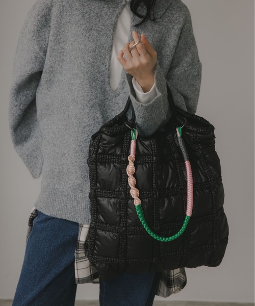 210nouve（トゥージュヌーブ）の「ナイロン チェック柄 コードストラップ バッグ（ハンドバッグ・レディース・ブラック/カーキ・FREE）」の18枚目の写真