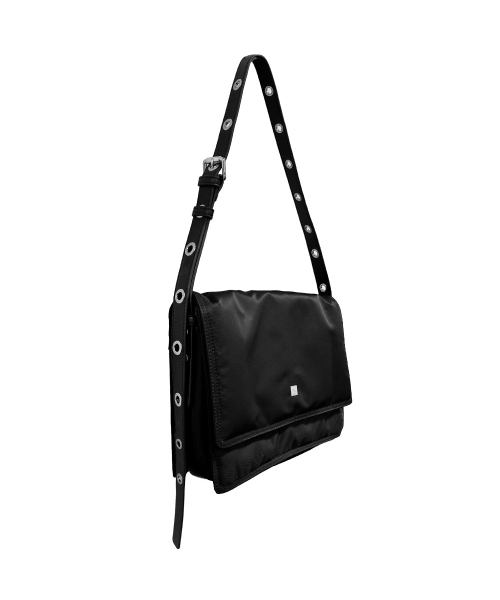 BLACKPURPLE(ブラックパープル)の「3-Wayクラウドバッグ Cloud Bag - L(メッセンジャーバッグ・メンズ・ブラック・FREE)」の2枚目の写真
