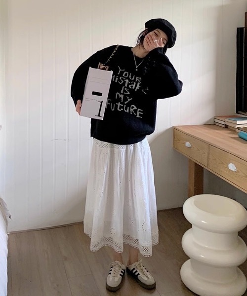 FUNdaysion(ファンデイション)の「メッセージロゴニットトップス(ニット/セーター・レディース・ブラック/グレー・M)」の19枚目の写真