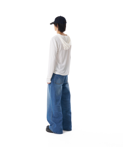 AAKAM(アーカム)の「Contrast Washed Denim Pants (Blue)(デニムパンツ・レディース・その他・1/2)」の9枚目の写真