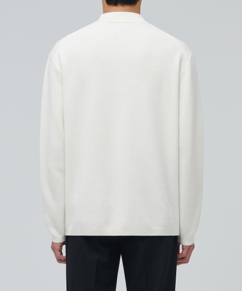 MUSINSA STANDARD(ムシンサスタンダード)の「ミニマルモックネックニット【クリーム】(ニット/セーター・メンズ・その他・SMALL/MEDIUM/LARGE/X-LARGE/XX-LARGE)」の2枚目の写真