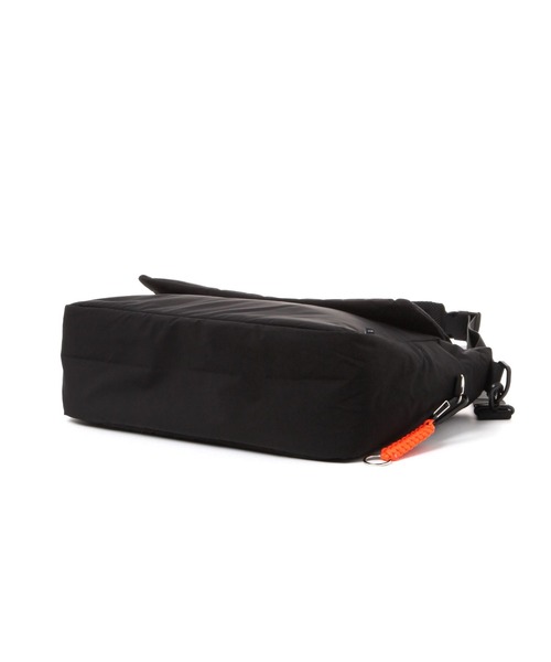 BAYFLOW（ベイフロー）の「チャーム付き中綿ショルダーバッグ（ショルダーバッグ・メンズ・ブラック/グレー・FREE）」の9枚目の写真