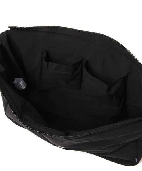 BAYFLOW（ベイフロー）の「チャーム付き中綿ショルダーバッグ（ショルダーバッグ・メンズ・ブラック/グレー・FREE）」の17枚目の写真