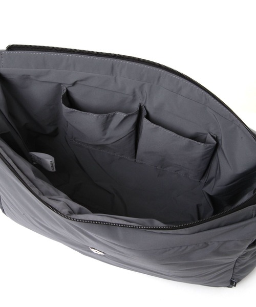 BAYFLOW（ベイフロー）の「チャーム付き中綿ショルダーバッグ（ショルダーバッグ・メンズ・ブラック/グレー・FREE）」の21枚目の写真