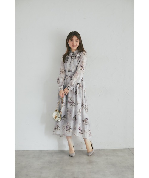 ZOZO限定】ヴィンテージフラワーベロアパイピングボウタイワンピース