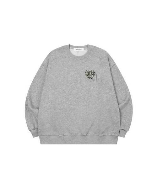 MUCENT(ムセント)の「シエラホピハートスモールロゴスウェット男女共用(2カラー)(スウェット・レディース・ブラック/グレー・FREE)」の2枚目の写真