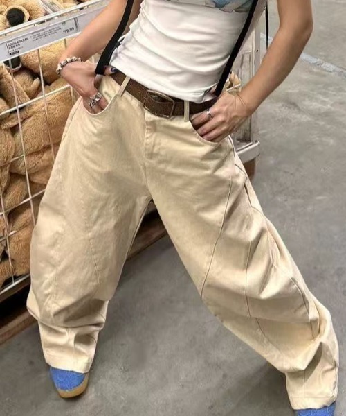 Achic（アシック）の「バックししゅうデニムパンツ（デニムパンツ・レディース・ブラウン/アイボリー・S/M）」の15枚目の写真