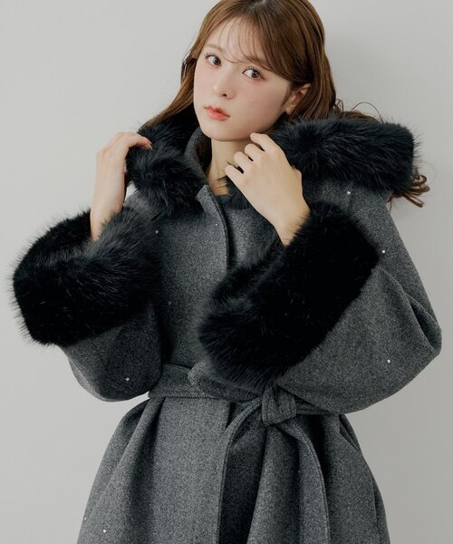 ビジュー付きファー襟ケープコート（ポンチョ）｜Chico（チコ）の