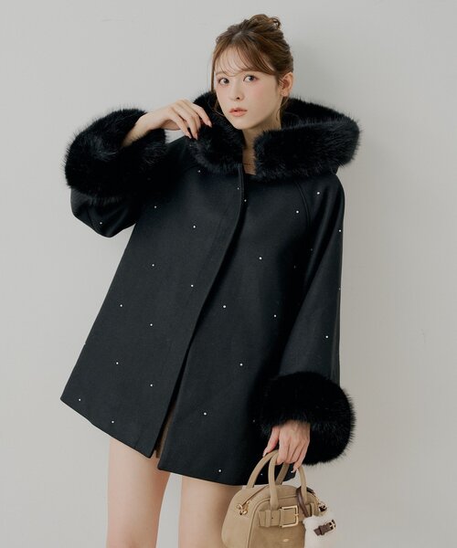 ビジュー付きファー襟ケープコート（ポンチョ）｜Chico（チコ）の