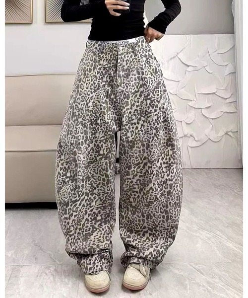 CHEER(チアー)の「レオパード柄バレルレッグルーズパンツ(その他パンツ・レディース・ベージュ・S/M/L/3L)」の20枚目の写真