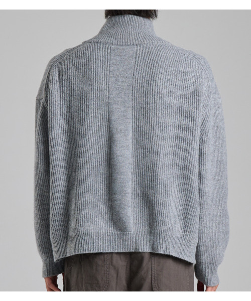 BUTTON SEOUL(ボタンソウル)の「ルーズフィットハーフジップハイネックニット(グレー)(ニット/セーター・メンズ・その他・MEDIUM/LARGE/X-LARGE)」の5枚目の写真