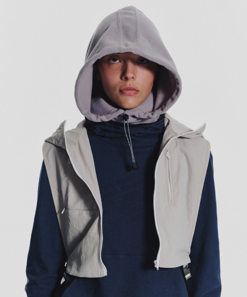 MENASOO(ミナス)の「MNS Track Binding High Neck Hoodie_Deep Blue(パーカー・レディース・ダークブルー・2/1)」の9枚目の写真